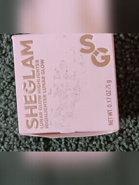 Sheglam Lunar Glow Highlighter
